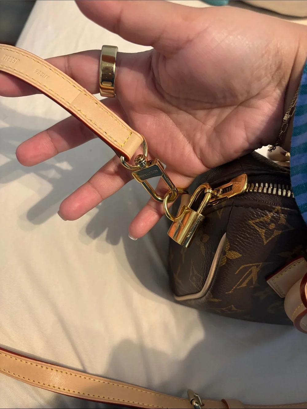 Louis Vuitton like new